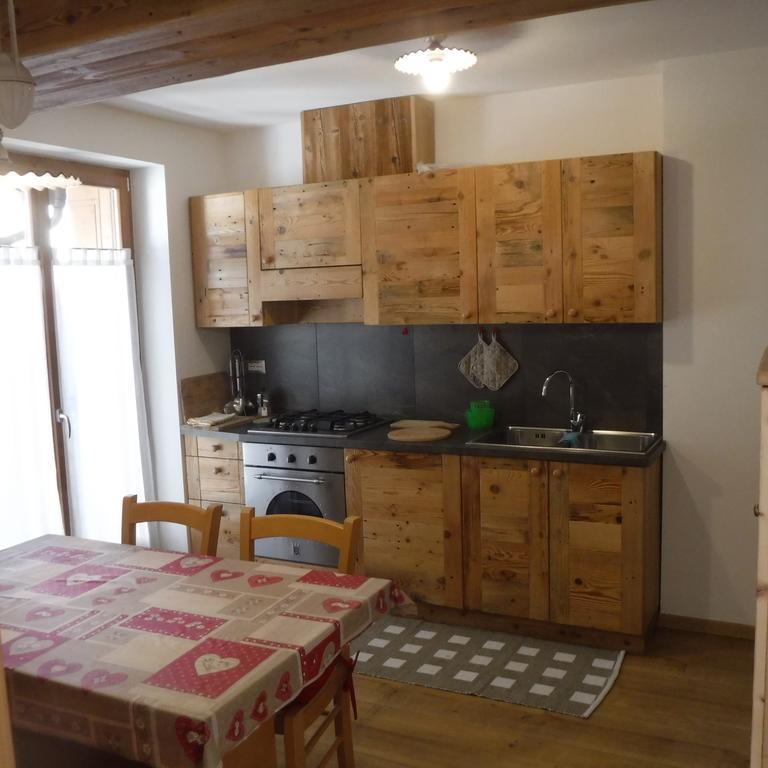 Appartamento Mariastella Andalo Luaran gambar